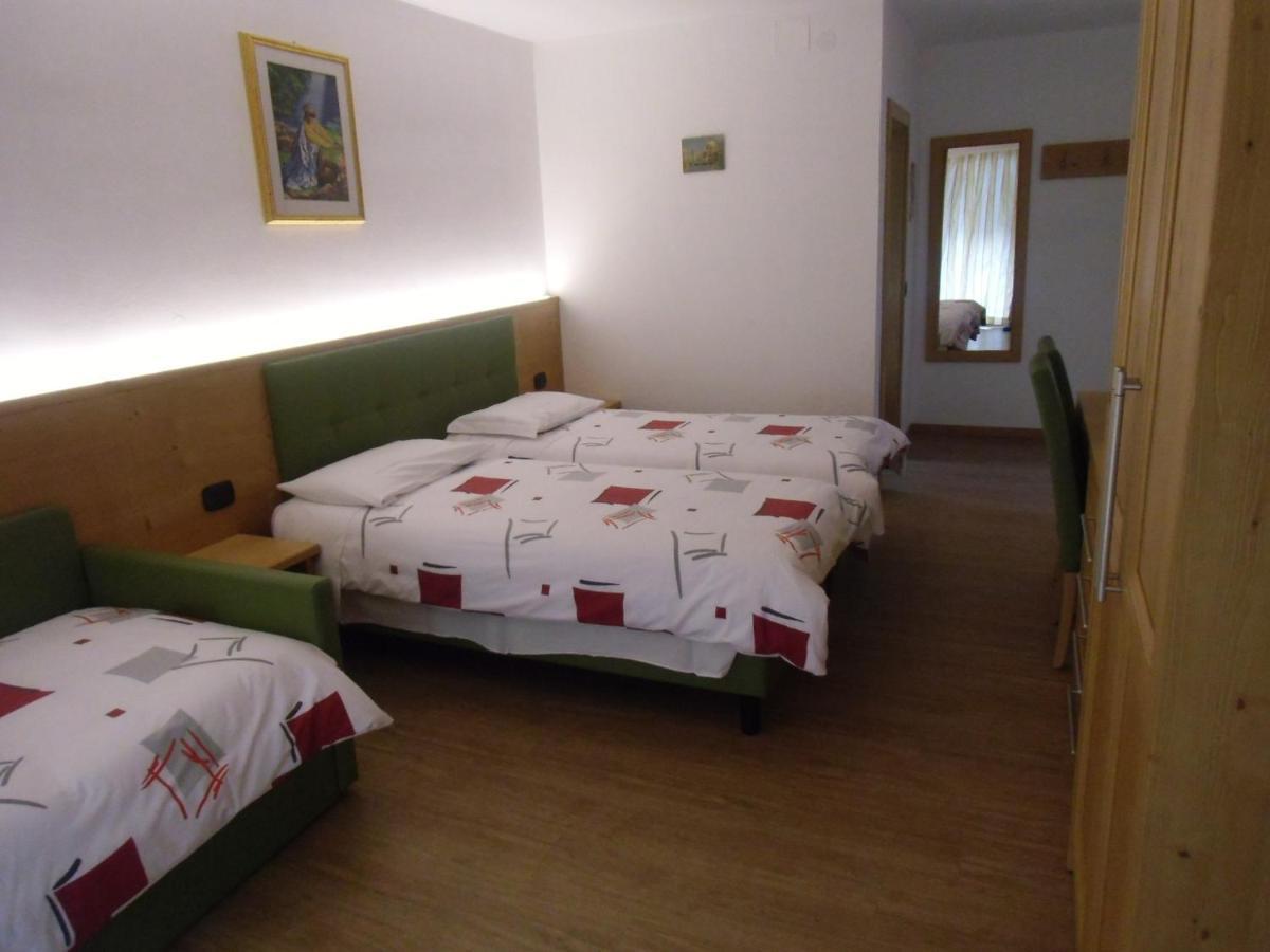 Garni Festil Hotel Campitello di Fassa Eksteriør billede