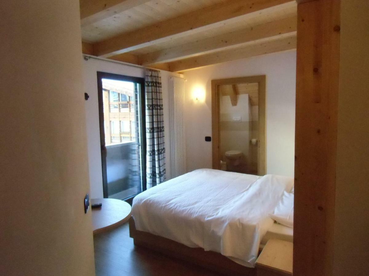 Garni Festil Hotel Campitello di Fassa Eksteriør billede
